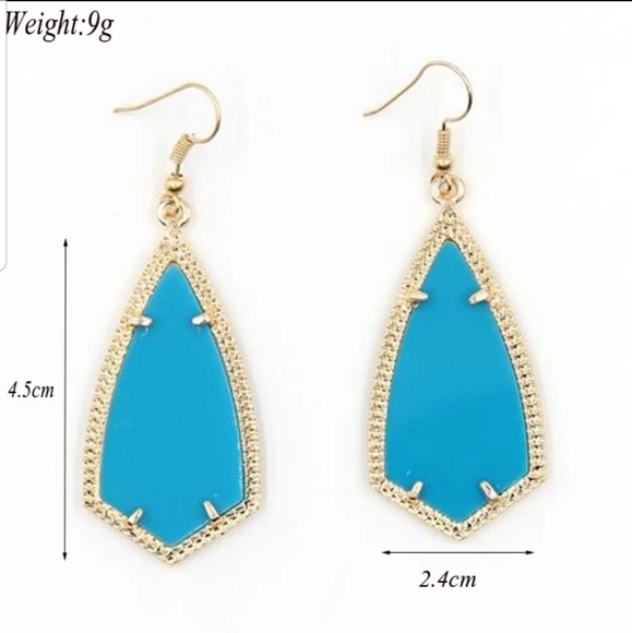 Chandelier Earrings Drop Down and Fun - Picture 7 of 7